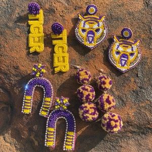 LSU Earrings beaded Yellow Purple Tigers